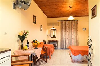 Artemis Studios And Apartments Psarou  Zewnętrze zdjęcie