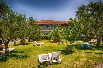Artemis Studios And Apartments Psarou  Zewnętrze zdjęcie
